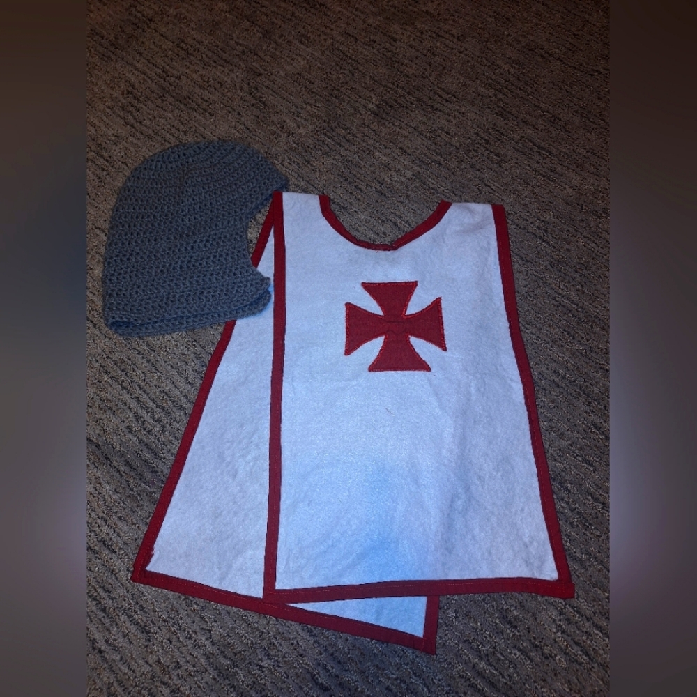 Baby knight costume